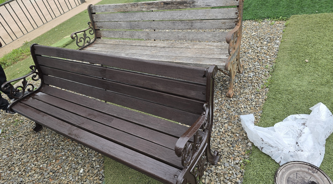 시립테니스장 벤치 페인트 작업(2025. 8. 27.)