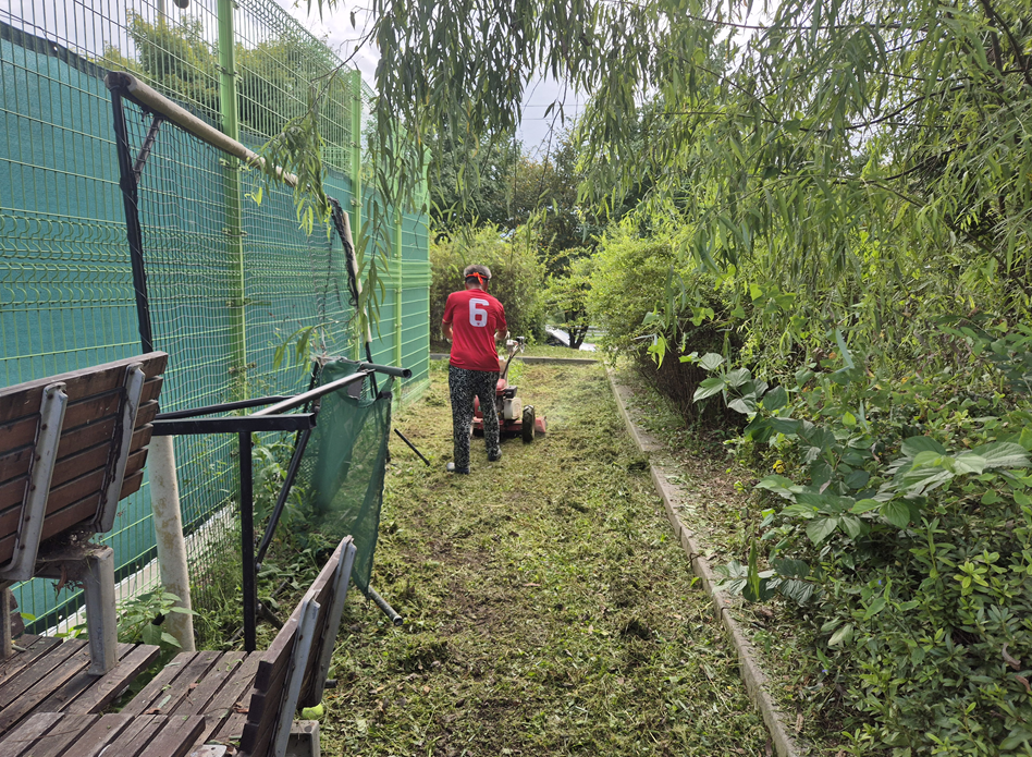 구리왕숙체육공원 테니스장 주변 예초 작업(2025. 9. 12.)