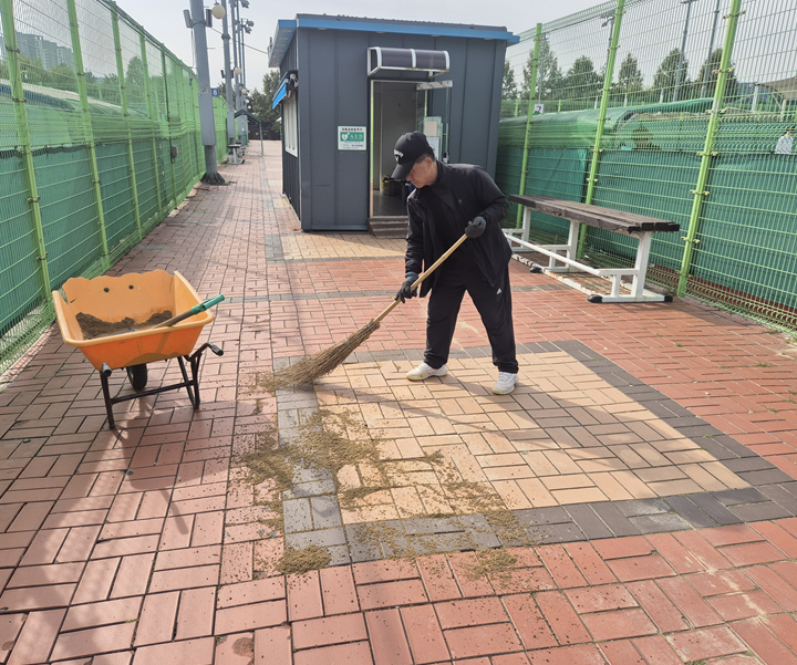 구리왕숙체육공원  보도블록 관련 시공(2025. 10. 21.)